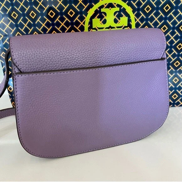 🚫SOLD🚫🏅NEW🏅TORY BURCH Britten small saddle bag /crossbody bag/shoulder bag - Picture 2 of 7